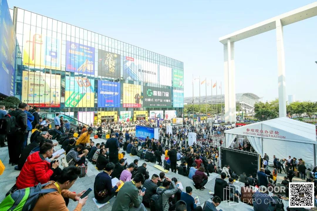 一般参观展馆的人口数量_参观展馆标识(2)