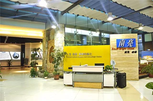 门窗展  南亮玻璃