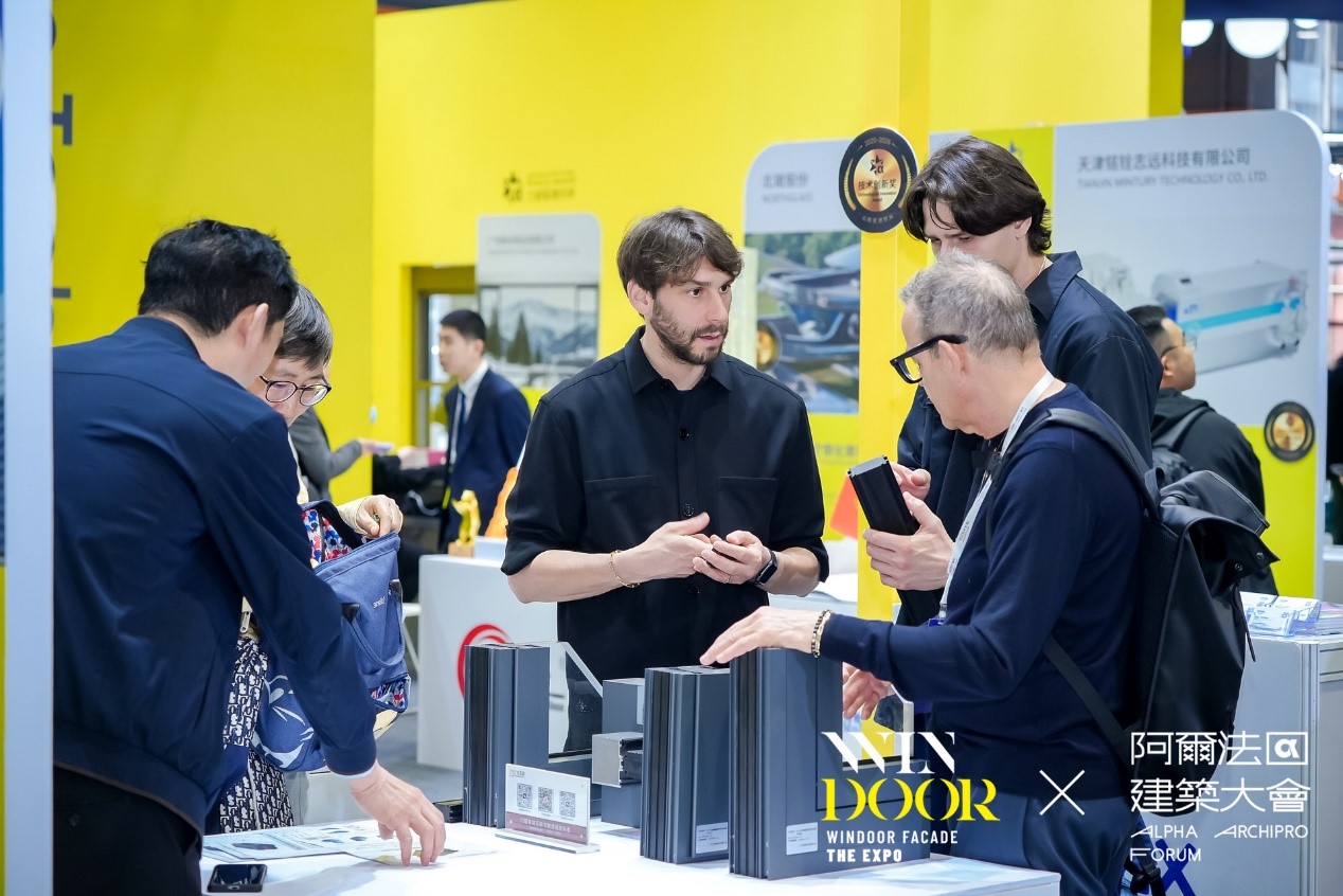 WINDOOR门窗幕墙展建筑胶北极星奖获奖展示现场