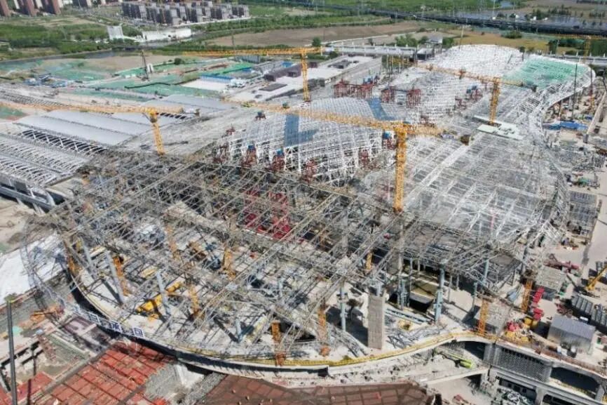 阿尔法建筑论坛幕墙PRO分享项目上海松江站站房站房屋面塔吊布置