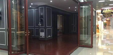 Residential 70-series Folding Doors 90-degree Angle to Open