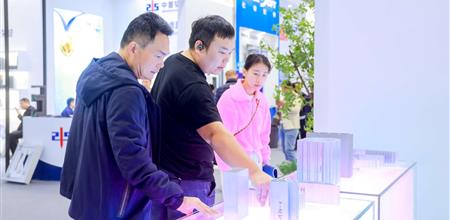 工业型材铝型材的精度革命：WINDOOR门窗展会直击高端挤压工艺与表面处理技术