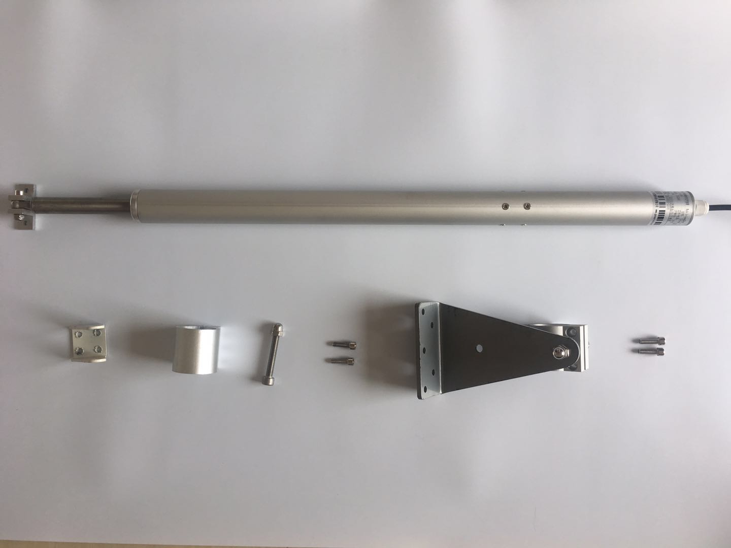 电动螺杆开窗器