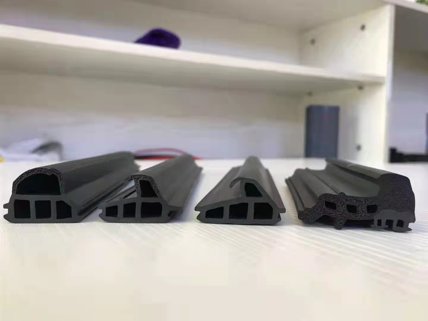 门窗、幕墙密封条